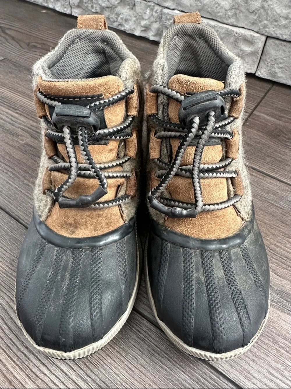 Sorel Youth 2‎ Out N About Classic Waterproof Boots Rugged Outdoor Durable Gorp